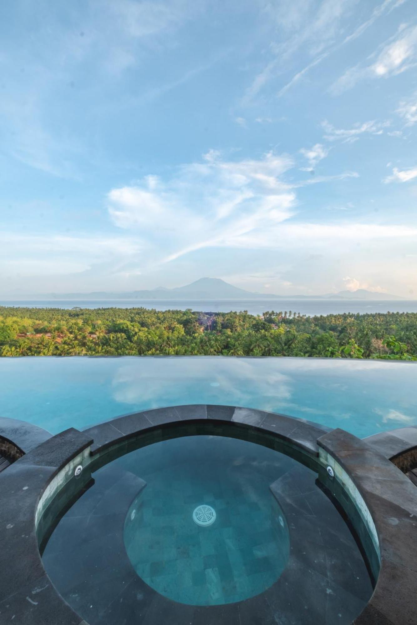 Villa Kaliente Toyapakeh Екстер'єр фото